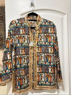 Embroidered Egyptian Motif Handpainted Button-Up Jacket in White, Green & Gold S